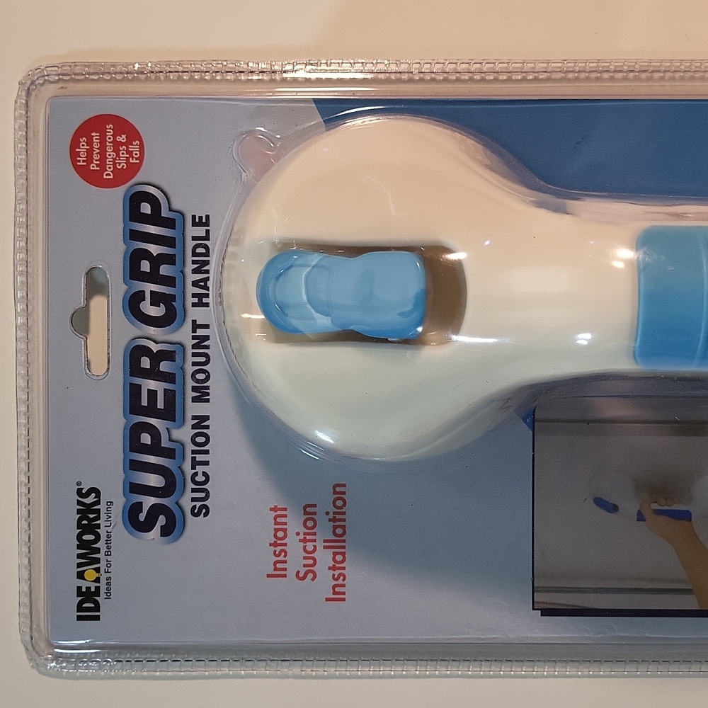 NWOT Ideaworks Super Grip Suction Mount Handle